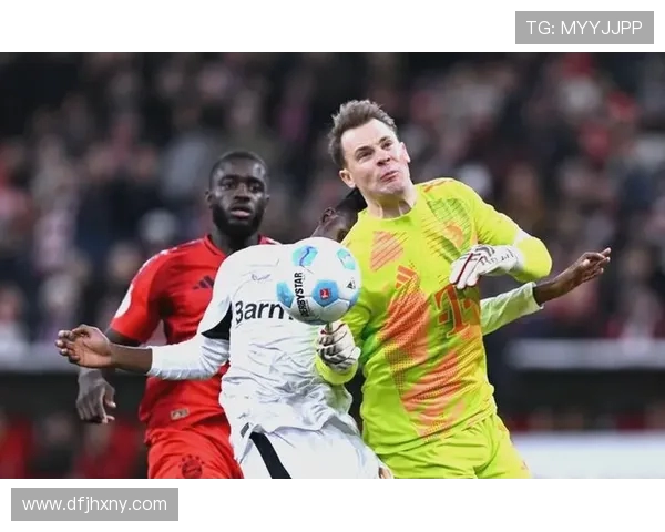 德媒透露拜仁与诺伊尔续约谈判初步接触或冬歇期达成协议